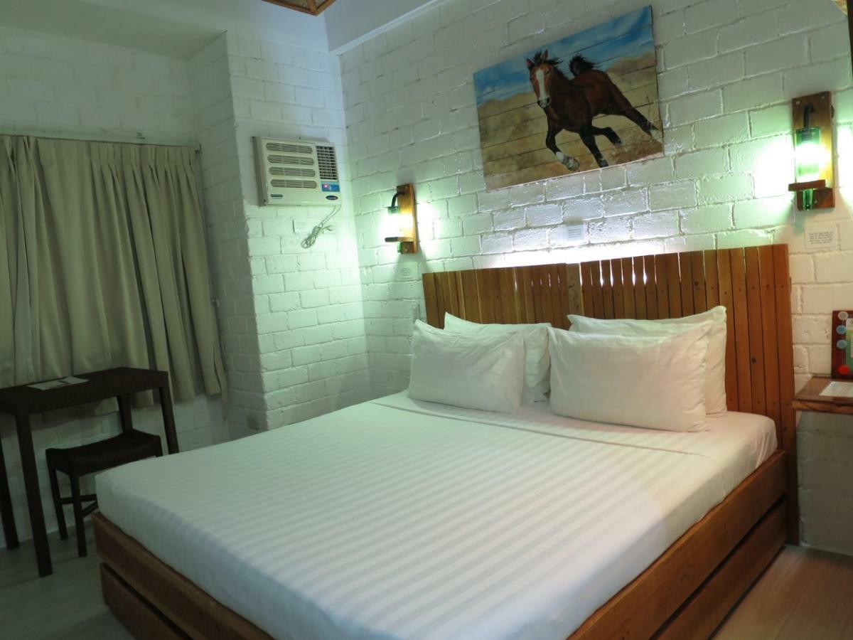Serviced Apartments By Eco Hotel Bohol Panglao Exterior foto